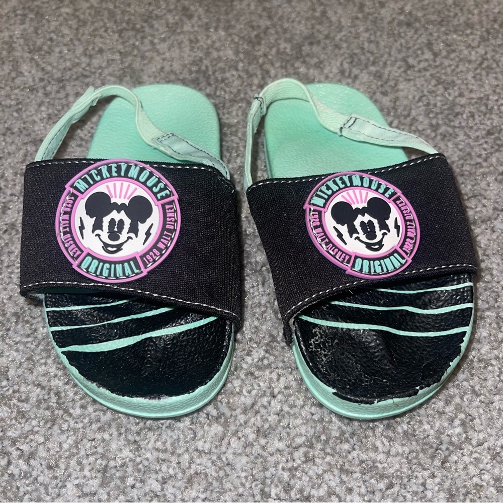 4/$10 ⚡️ Disney Toddler Mickey Mouse Teal Sandals